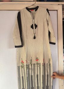 W Embroidery Kurta