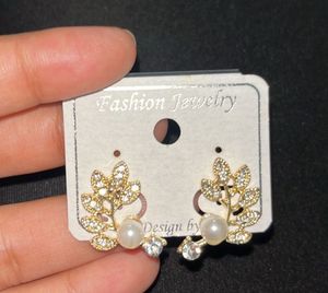 Sparkling Leaf Pearl Stud Earrings