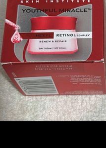 Pond's Youthful Miracle Day Cream