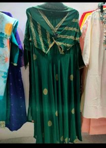combo of 2 kurti sets