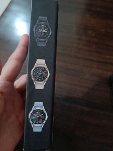 Fire-Boltt Smartwatch - Round HD Screen