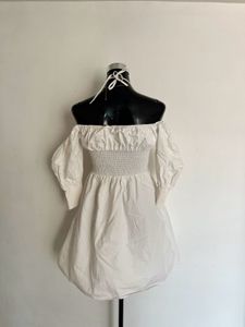vintage Chic White Off-Shoulder Puff Sleeve Dress