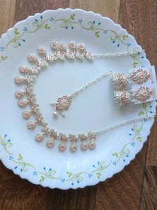 Elegant Pink Stone Jewellery Set