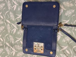 Auth Tory Burch Britten continental Crossbody Bag