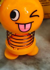 Dancing Spring Smiley