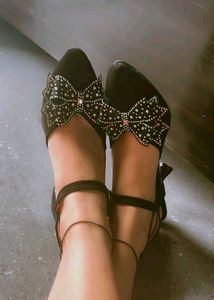 Bow Accent Ankle Strap Flats