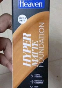 Blue Heaven Hyper Matte Foundation SPF 25