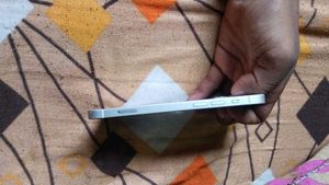 iPhone 12