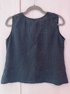 Sleeveless V-Neck Top