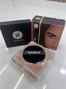 Sugar Cosmetics Tinted Powder