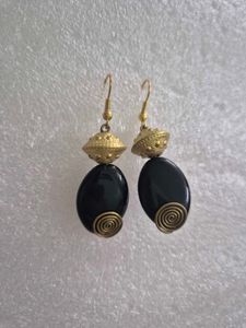 Unique Black Stone &amp; Gold Earrings - Unused