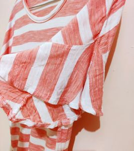 Peach &amp; White - Stripped Knitted Top