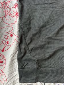 Sleek Grey Sleeveless Zip-Up Hoodie