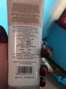 HILARY RHODA De-Tan Face &amp; Body Scrub