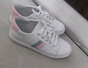 Cute White Sneakers