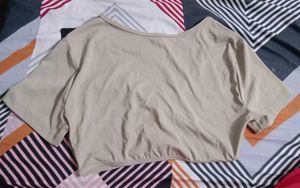 M size SHEIN Ruched Twist Crop Top