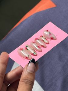 Floral Press-On Nails