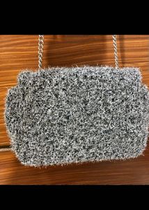 Textured Chain Shoulder Bag