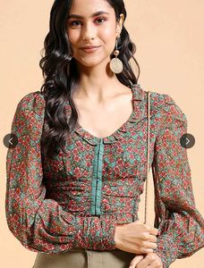 Floral Print Button-Up Crop Top