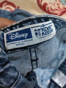 Trendy Ripped Blue Jeans