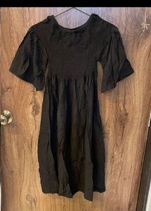 Chic Black Midi Dress