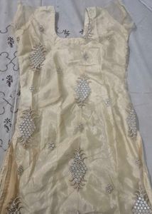 Elegant Embroidered Kurta