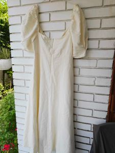 Zara Elegant White Puff Sleeve Midi Dress