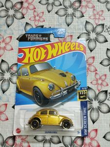 Hotwheels Mix cars as Set of 8