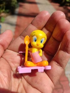 Set of 4 Tweety Bird Mini Figures
