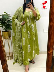 Chic Kurta Set with Dupatta