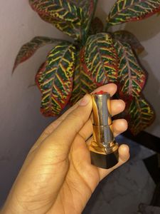faces Canada comfy matte cream lipstick