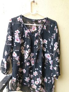 Brand New Dj&amp;C Floral Black Top 😍