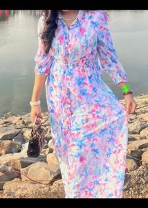 Athena Flowy Floral Print Maxi Dress
