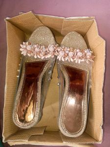 Elegant Rose Copper Gold Wedge Heels