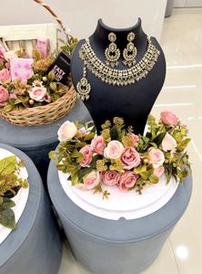 Elegant Indian Bridal Necklace Set