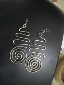 Unique Swirl Metal Earrings