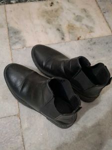 Black Chelsea Boots