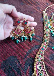 Elegant Gold Plated Kundan Necklace Set