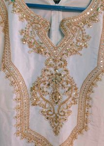 Elegant White &amp; Gold Embroidered Kurta Set