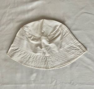 Classic White Bucket Hat 🤍