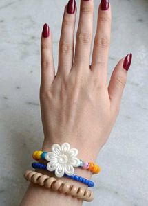 handmade Cute Beaded Bracelets with Flower CharmCo