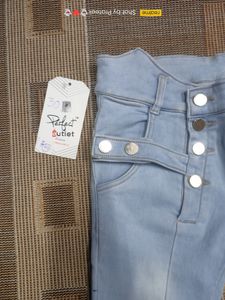 30 Size Skinny Jeans (F-70)