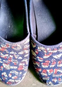 Patterned Casual Shoes