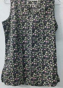 Sleeveless Printed Kurti
