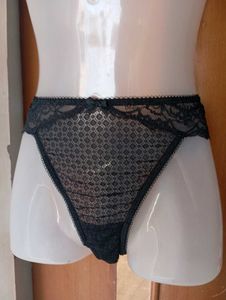 Lace Trim Bikini Briefs