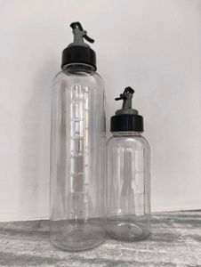 Set of 2 Clear oil Bottles
