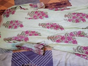 Beautiful Floral Print Kurta Set