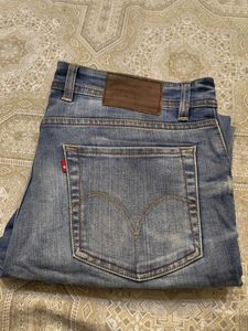 Classic Levi's Jeans
