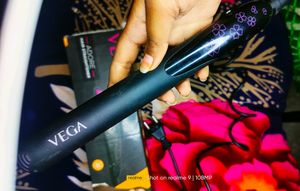 Vega Hair Straightener