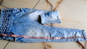 High-waisted Light Blue Jeans